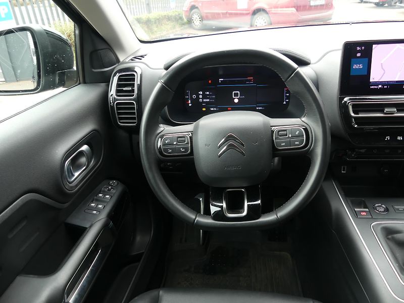 Citroën C5 Aircross (2023) 1,2 PureTech 130 MAN6 SHINE - fotka 13 z 20
