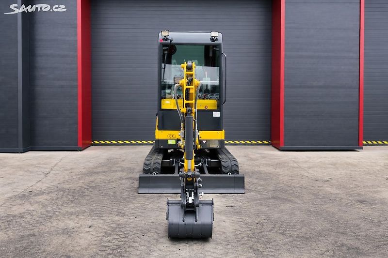 Gorila (2026) AKCE -Minibagr G18SE I PRO CAB - fotka 9 z 13