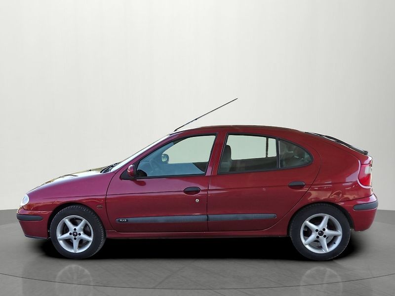 Renault Mégane 1.6i 16v 79kW Klima Alu - fotka 2 z 28