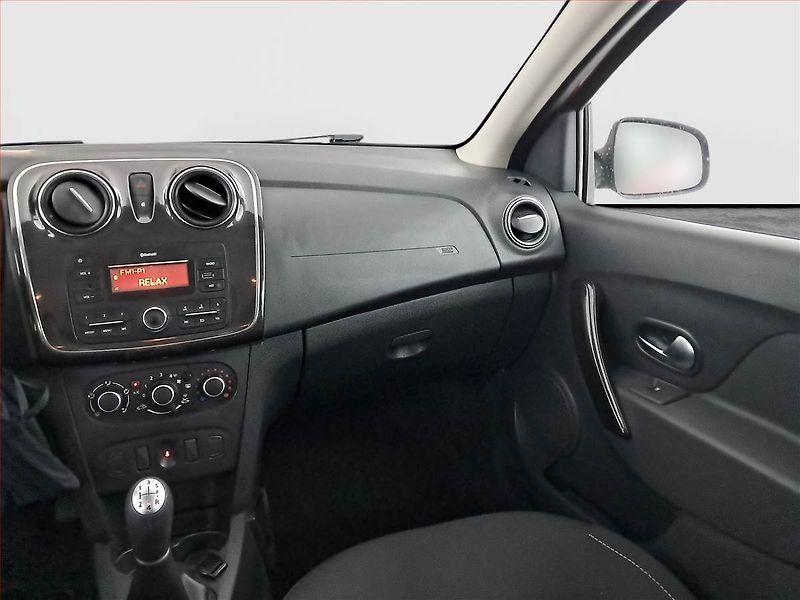 Dacia Logan (2018) 1.0 SCe, Serv.kniha - fotka 8 z 15