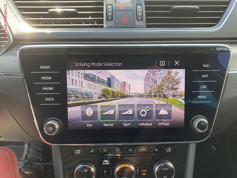 Škoda Superb (2020) 2.0 TDi 4x4, Scout, DSG, TZ - fotka 20 z 21