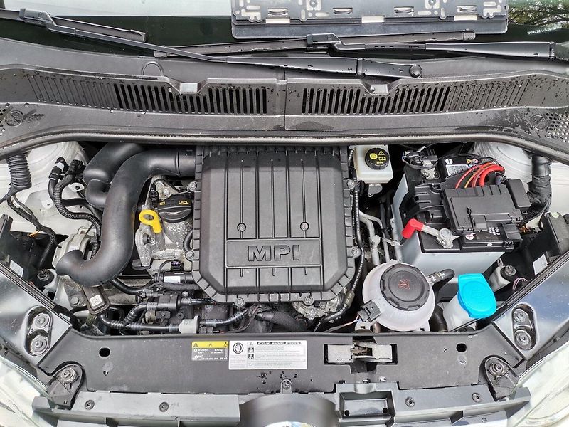 Volkswagen up! (2019) 1.0MPi 44kw AC PDC Tempomat - fotka 20 z 26