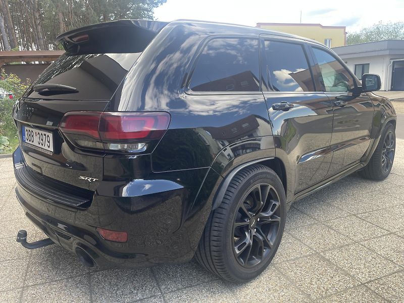 Jeep Grand Cherokee 6.4 SRT 8 CAPRISTO K&N. - fotka 6 z 20