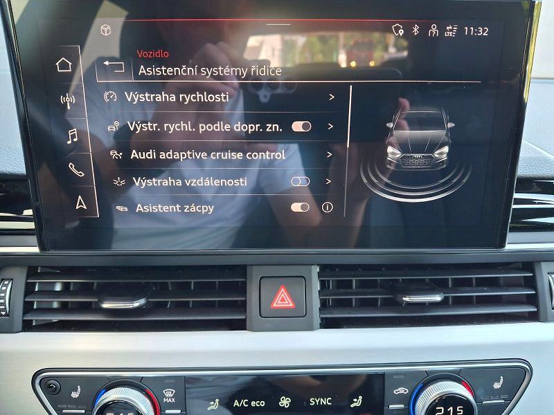 Audi A5 (2024) S-LINE Quattro DSG 2,0TSi 195k - fotka 28 z 35