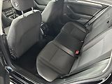 Volkswagen Passat 2,0   TDI 110kW,1.MAJ,SERVISKA - náhled 21