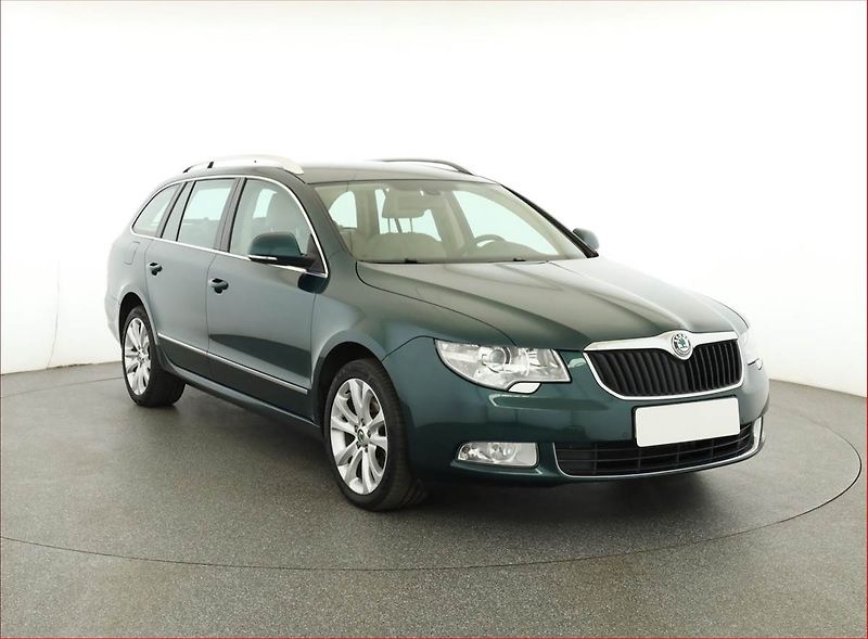 Škoda Superb (2010) 2.0 TDI, Serv.kniha, Xenony - fotografie inzerátu