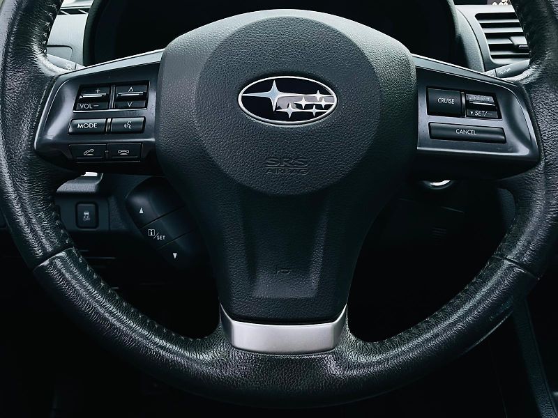 Subaru XV 2.0i 4x4 AUT VÝHŘEV SERVISKA - fotka 27 z 51