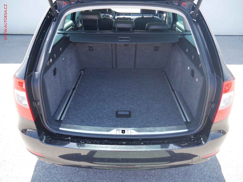 Škoda Superb (2014) 2.0TDi, Kůže, navi - fotka 7 z 14