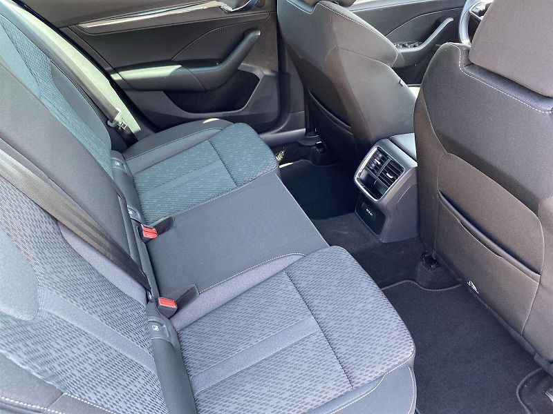 Škoda Octavia (2023) Combi 2.0 TDI DSG Style+ - fotka 10 z 33