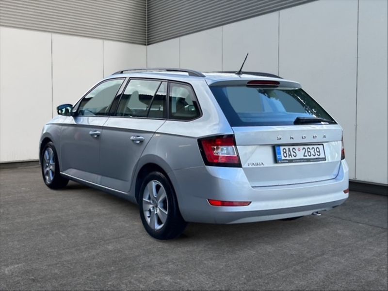 Škoda Fabia 1,0 TSI 70 Ambition - fotka 4 z 11