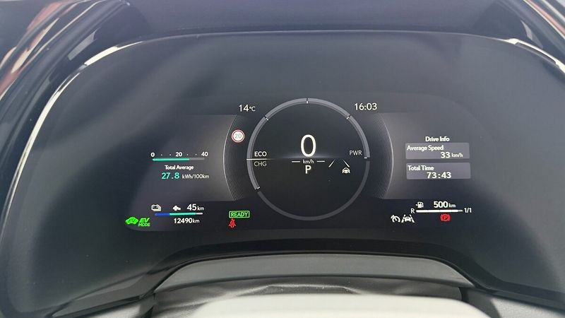 Lexus RX 450h plus 450H+ 2,5 PHEV LUXURY PANORAMI - fotka 9 z 31
