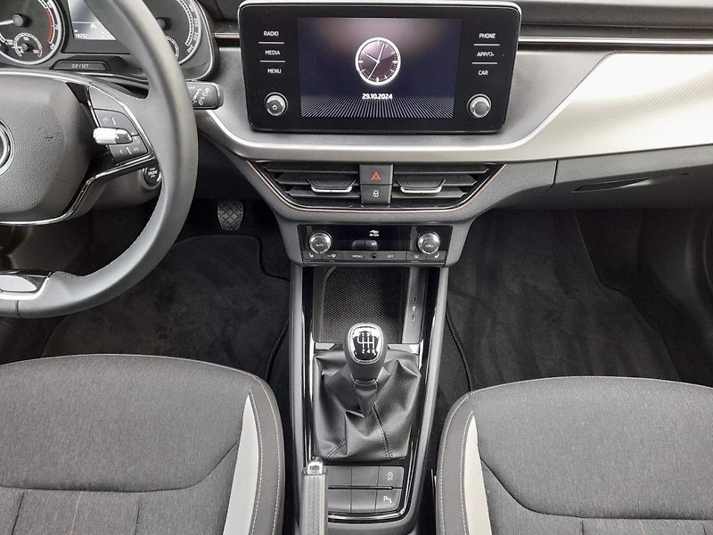 Škoda Scala Style Plus 1.0 TSI 81kW 6MP - fotka 23 z 28