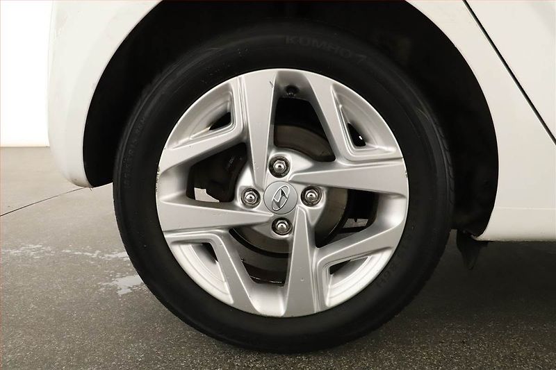 Hyundai i10 (2021) 1.0, ČR,1.maj, Tempomat - fotka 10 z 13