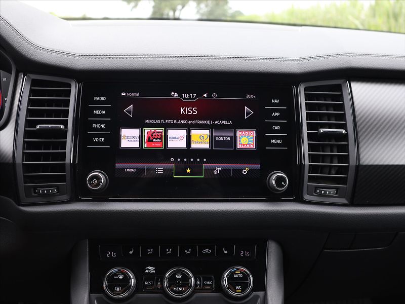 Škoda Kodiaq 2,0 TDI 147kW 4x4 CZ Sportline - fotka 20 z 30