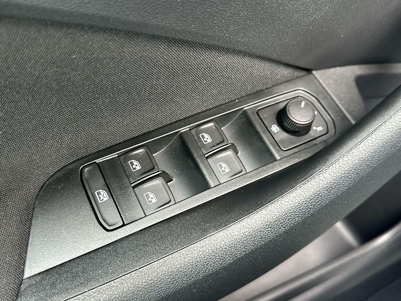 Škoda Kamiq (2025) 1.0 TSI Selection - fotka 18 z 31