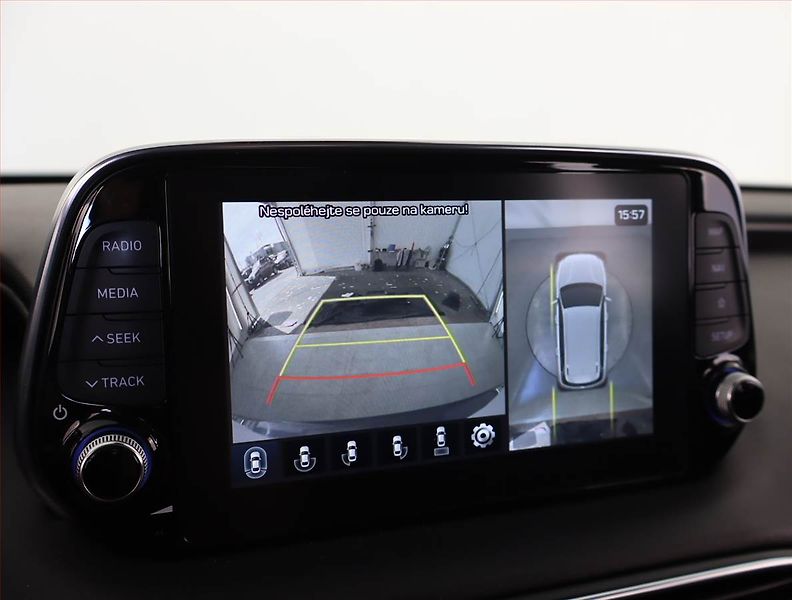 Hyundai Santa Fe (2019) 2.2 CRDi - fotka 20 z 23