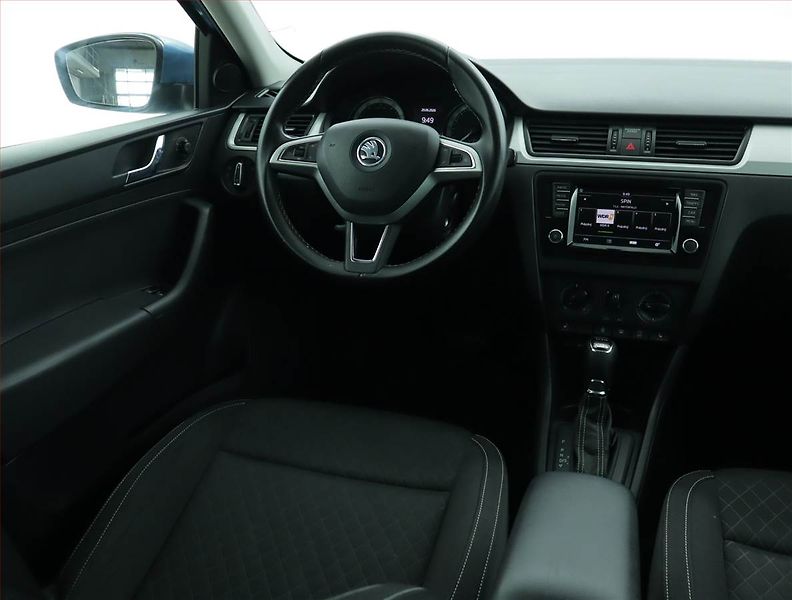 Škoda Rapid (2015) Ambition 1.2 TSI, Automat - fotka 7 z 16