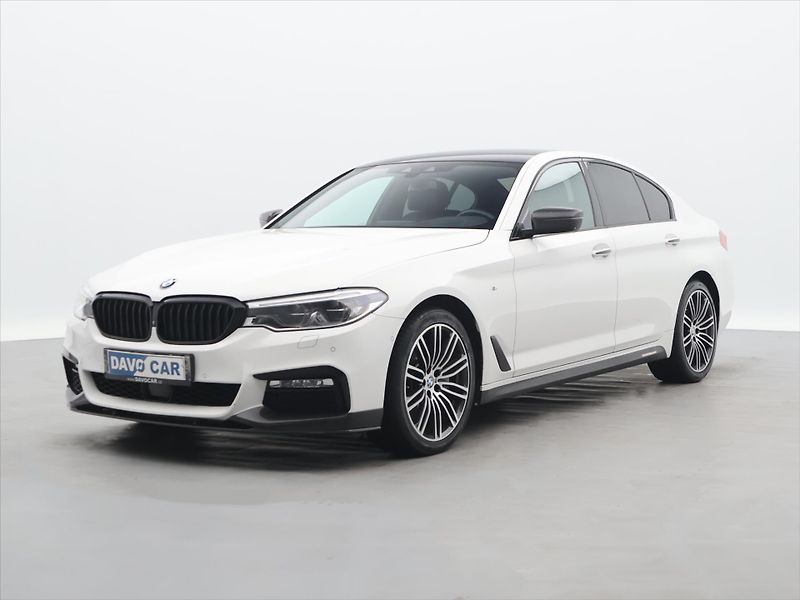 BMW Řada 5 3,0 530d 195kW xDrive CZ - fotka 3 z 37