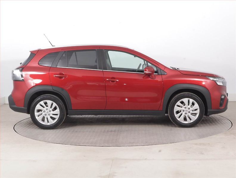 Suzuki SX4 S-Cross (2025) Premium 1.4 BoosterJet - fotka 6 z 15