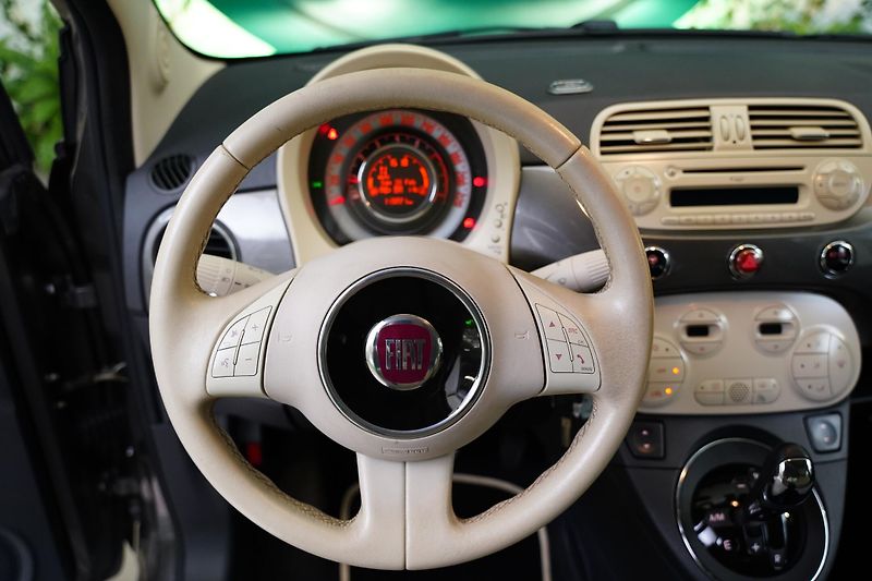 Fiat 500C - fotka 17 z 23