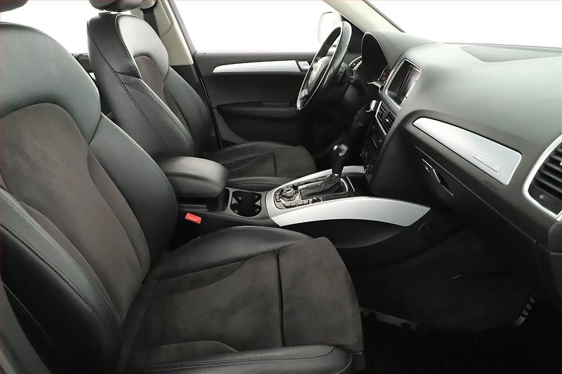 Audi Q5 (2012) 3.0 TDI, 4X4, Automat, ČR - fotka 7 z 17