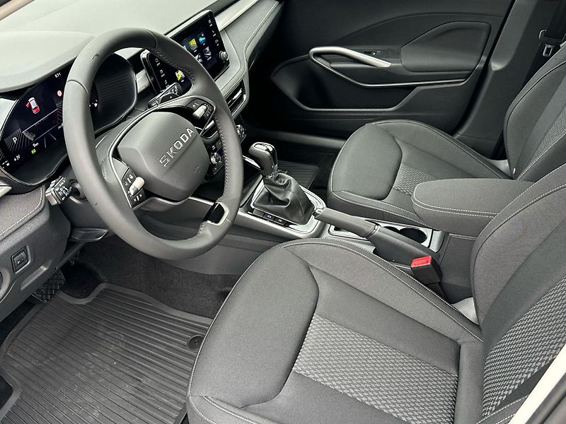 Škoda Fabia selection 1,0 TSI DSG - fotka 11 z 25