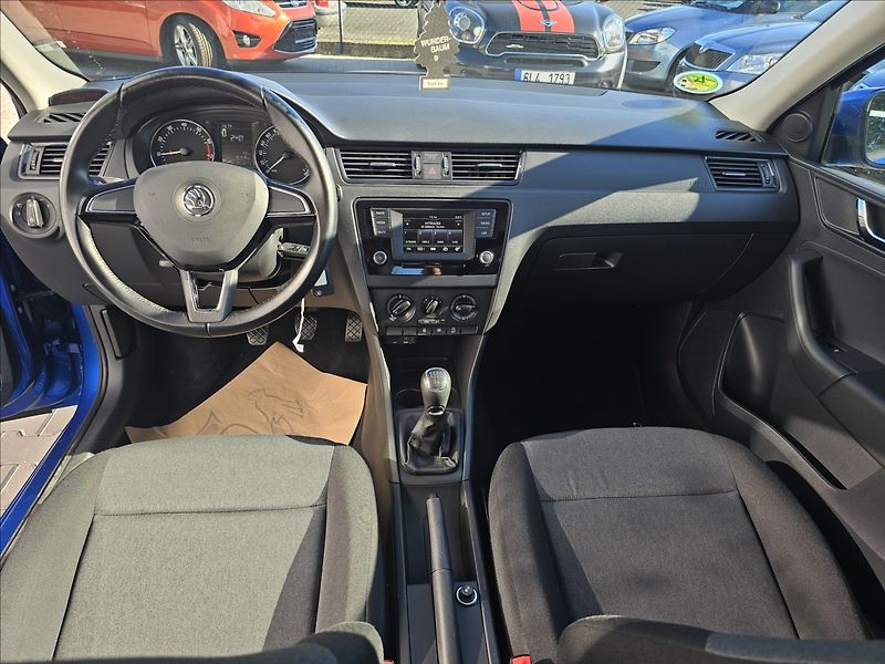 Škoda Rapid 1,2 TSI 66KW klima ALU STK - fotka 21 z 35