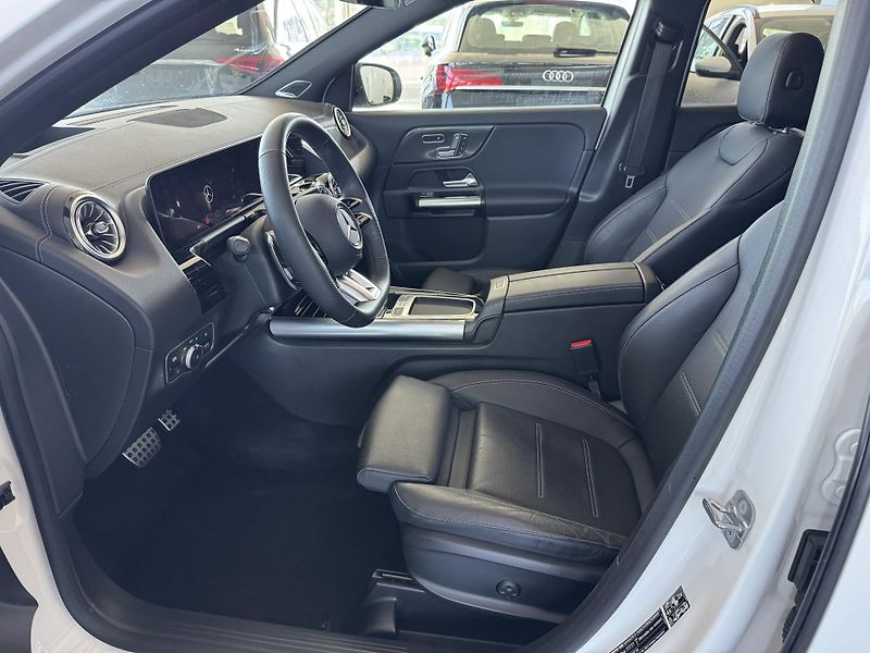 Mercedes-Benz GLA (2024) GLA 35 AMG 4-MATIC - fotka 14 z 37