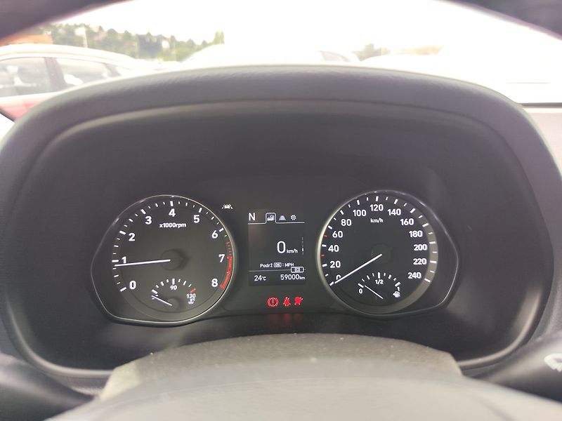 Hyundai i30 1.5 T-GDI/117kW Smart - fotka 14 z 30
