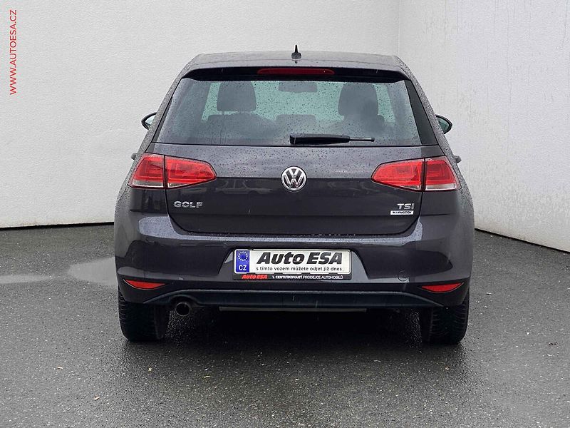 Volkswagen Golf (2016) 1.2 TSi, Lounge, DSG, navi - fotka 5 z 18