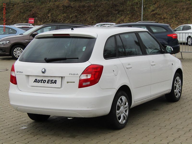 Škoda Fabia (2014) 1.6TDi, ČR, Klima - fotka 4 z 18