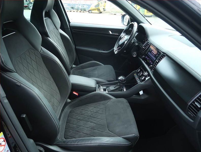 Škoda Kodiaq (2023) Sportline 2.0 TDI - fotka 9 z 27