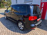 Volkswagen Touran (2013) 2.0 TDi Life 7 Míst Panorama - náhled 3