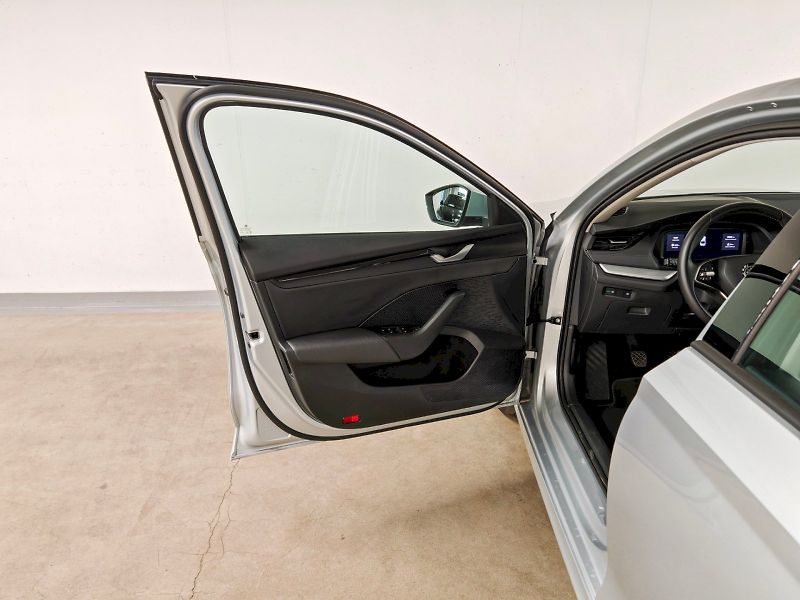 Škoda Octavia (2024) 2.0 TDI 85 kW Selection - fotka 21 z 30