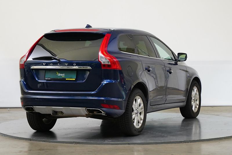 Volvo XC60 - fotka 2 z 25