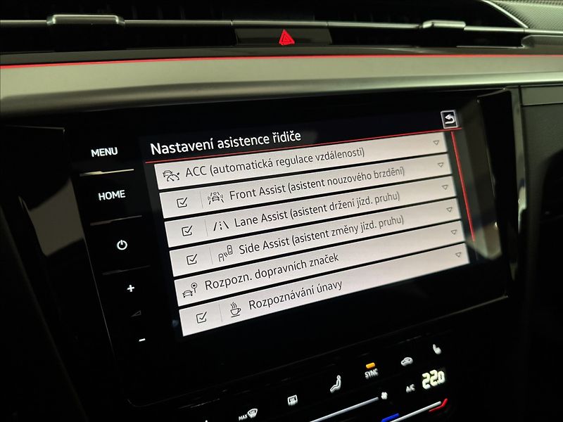 Volkswagen Arteon Shooting Brake 2,0 TDi  DSG R-Line LED Assist - fotka 32 z 50