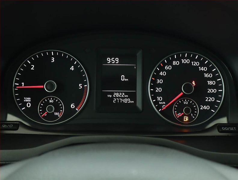 Volkswagen Caddy (2015) 2.0 TDI, 5Míst, 1Maj - fotka 11 z 15