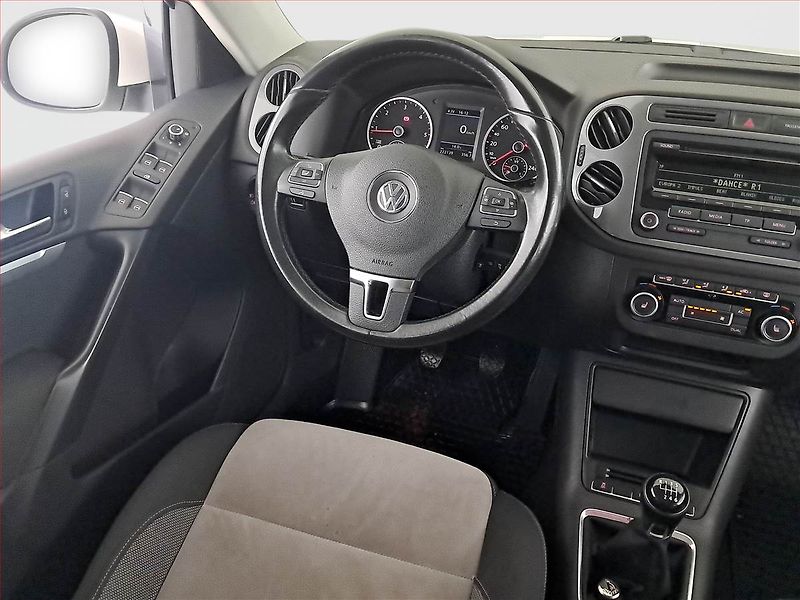 Volkswagen Tiguan (2012) 2.0 TDI, 4X4, Tempomat - fotka 7 z 16