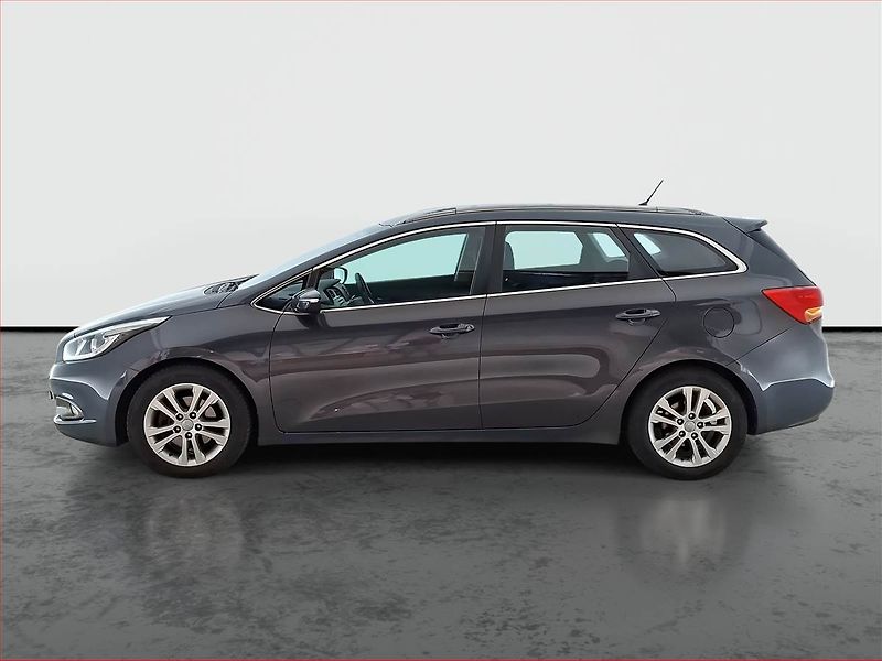 Kia Ceed (2012) 1.6 GDI, nová STK, jezdí dobře - fotka 3 z 14