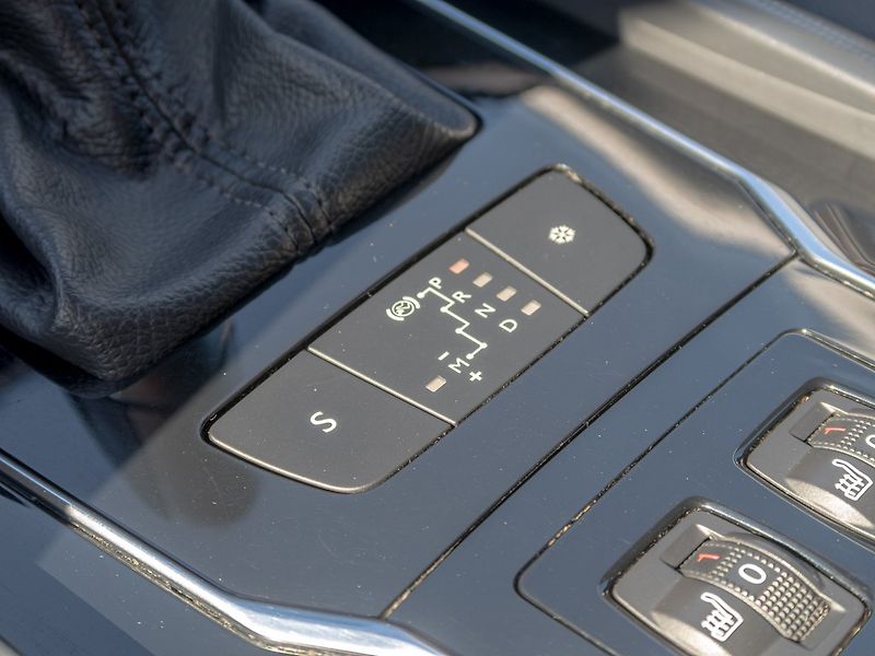 Peugeot 508 (2015) ČR 2.0HDI 133KW – GT PANORAMA - fotka 32 z 55