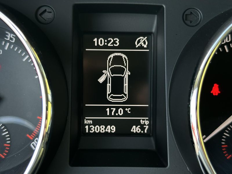 Škoda Yeti (2015) 4x4 2.0TDI/81kW *ČR* 1.Maj.*TZ - fotka 11 z 36