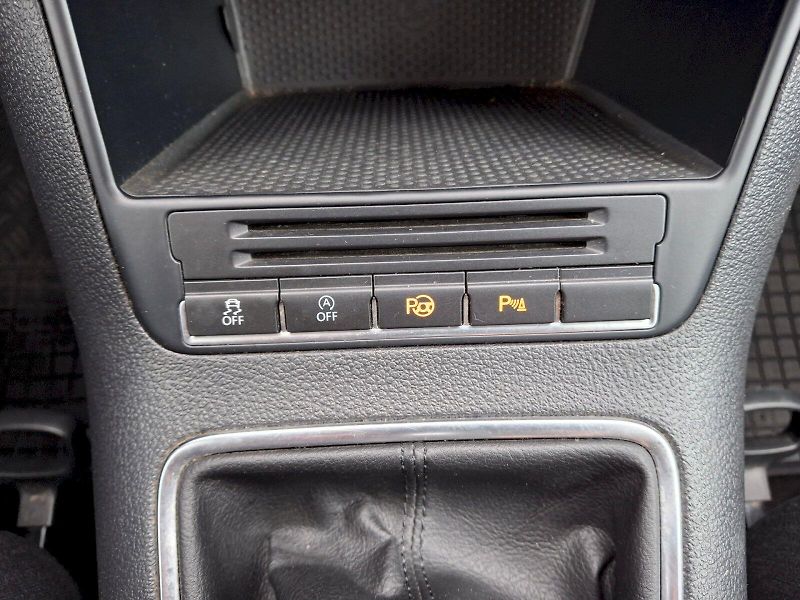 Volkswagen Tiguan (2014) 2,0TDi 81kW - fotka 30 z 34