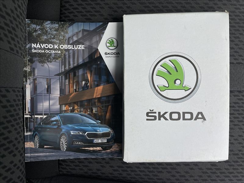 Škoda Octavia 2,0 TDI 4x4 DSG Style Plus TZ - fotka 18 z 23
