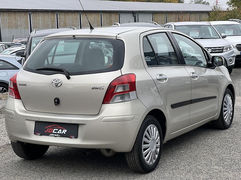 Toyota Yaris 1.3VVT-i 74kw KLIMA PŮVOD ČR  - fotka 7 z 38