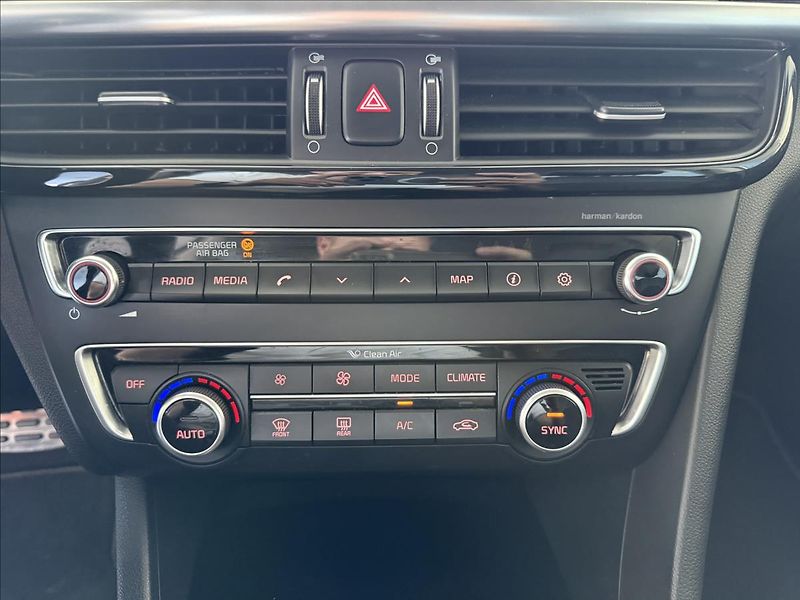 Kia Optima 1,7   CRDi 104kW,AUTOMAT,ČR - fotka 19 z 28