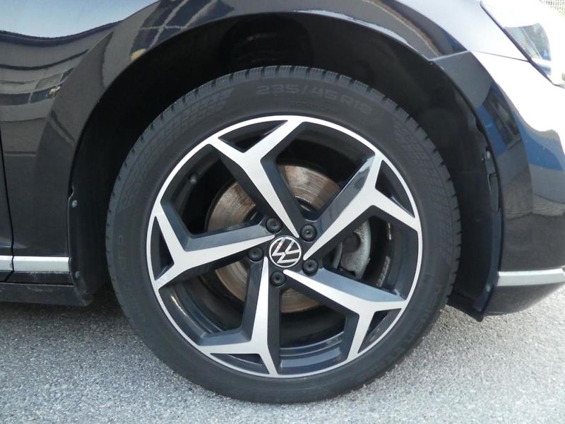 Volkswagen Passat 1,5 TSi 110kW automat navi  od - fotka 8 z 17