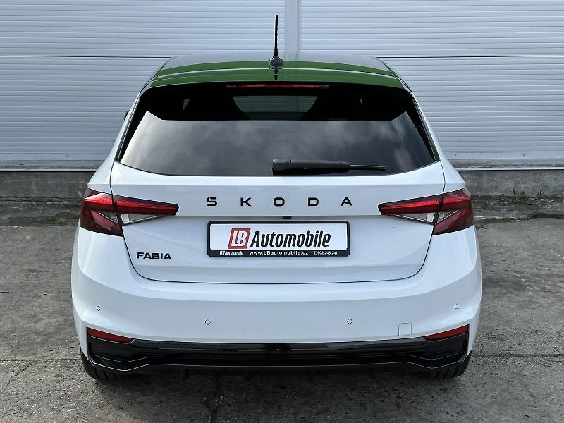 Škoda Fabia 1.0TSi 116PS Monte Carlo Bi-LE - fotka 5 z 40