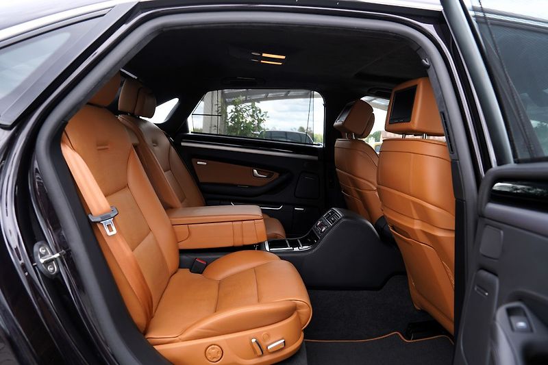 Audi A8 4.2 TDI Long,4x4 Exclusive - fotka 31 z 50