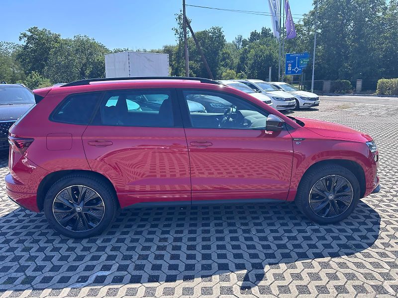 Škoda Karoq 2,0 TDI DSG 4x4 Sportline  - fotka 3 z 17