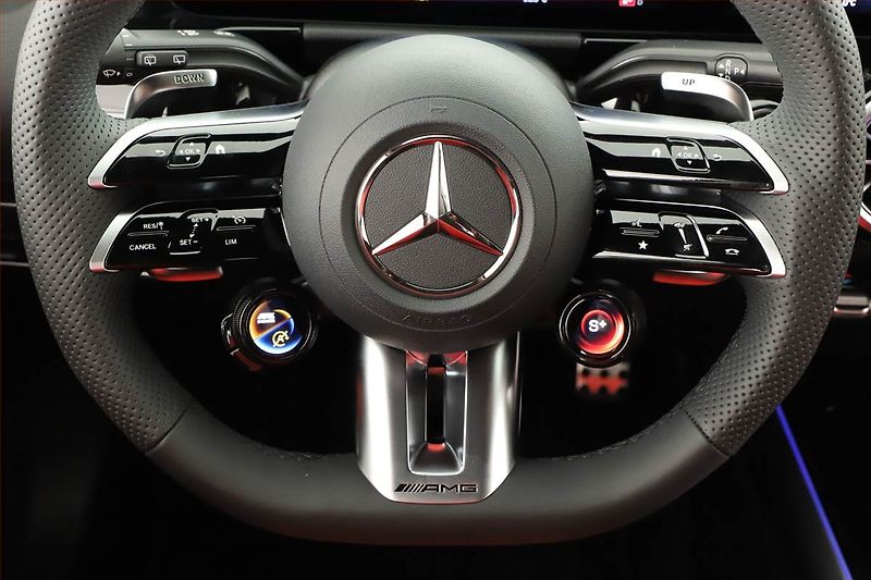 Mercedes-Benz GLA (2025) 35 AMG 4MATIC, AMG - fotka 16 z 20